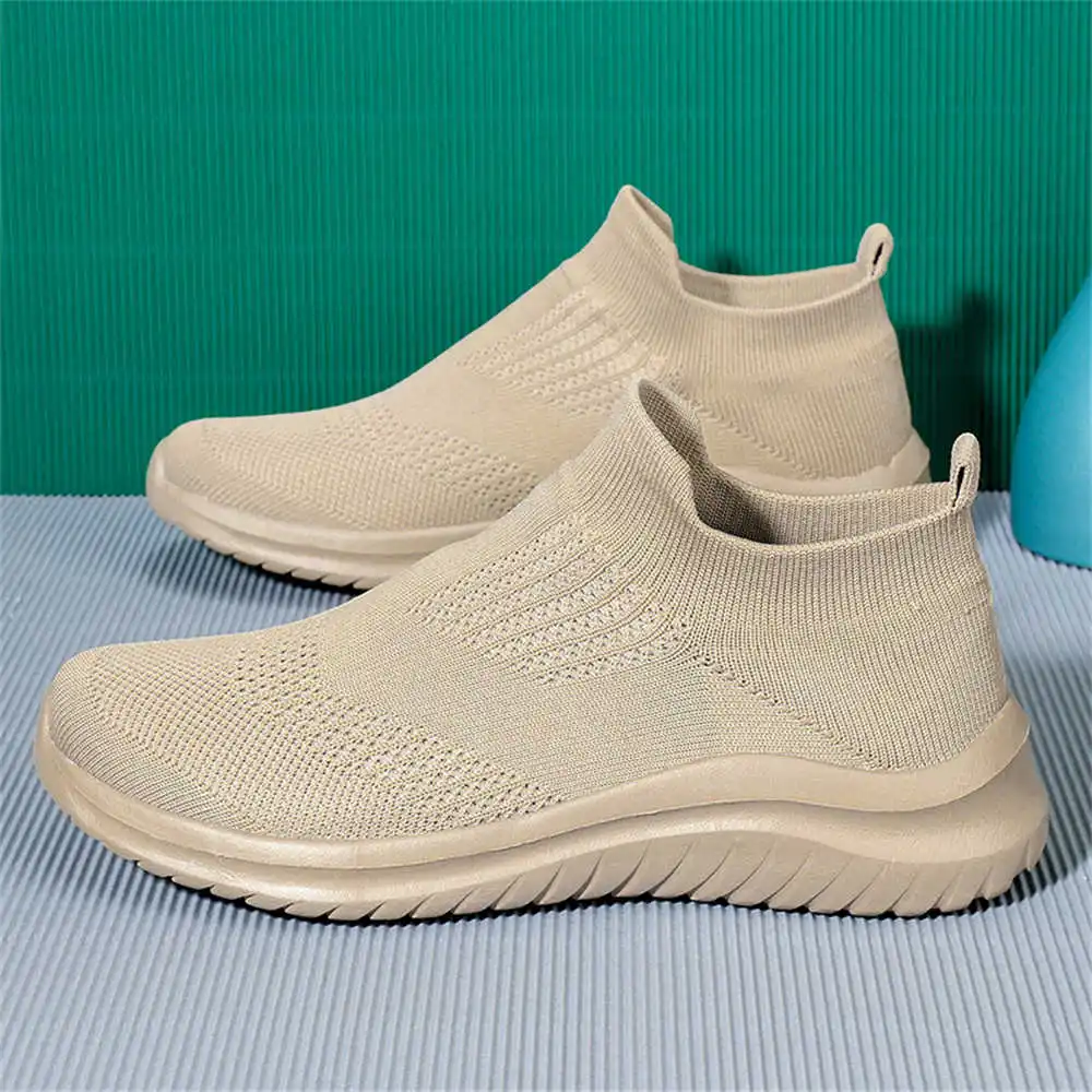 Beige Zachte Nieuwe Nieuwighei - Streetwear Brand Best recensie en prijs